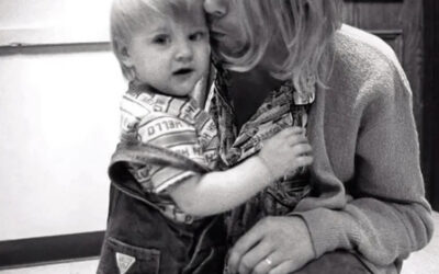 Pourquoi la fille de Kurt Cobain pleure quand elle écoute “Dumb”